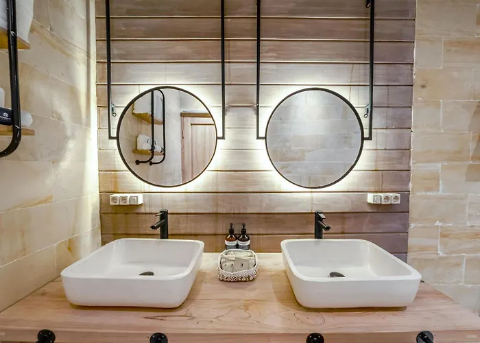 Nyaman By Evdekimi - Romantic Escape Among Rice Fields With Pool, Terrace - Long Extras Villa Ubud