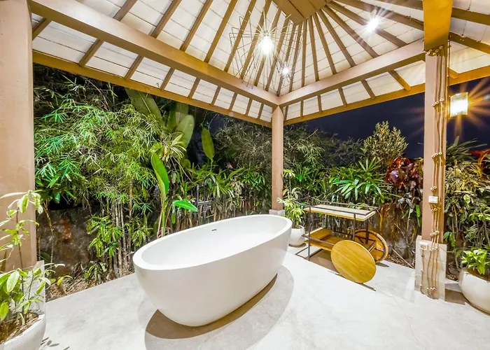 Nyaman By Evdekimi - Romantic Escape Among Rice Fields With Pool, Terrace - Long Extras Villa *