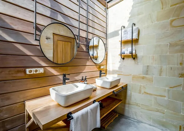 Nyaman By Evdekimi - Romantic Escape Among Rice Fields With Pool, Terrace - Long Extras * Ubud